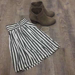 Forever 21 Skirt || New WO Tags!